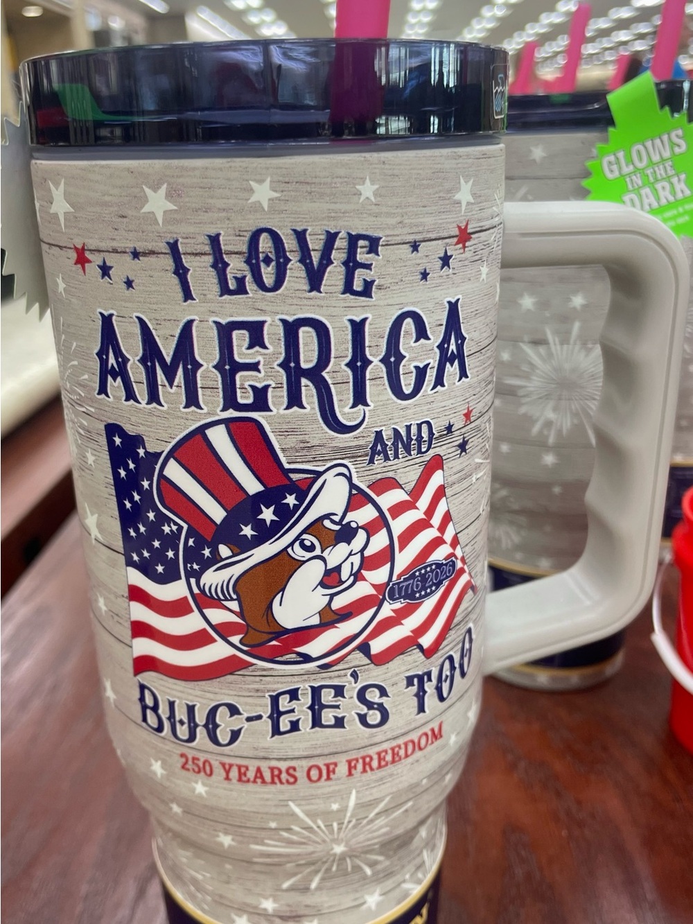 Buc-ee’s Glow In The Dark I Love America 250 Patriotic Travel Mug - White & Red